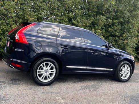 Used 2016 Volvo XC60 T5 Premier w/ Proximity Package image 8
