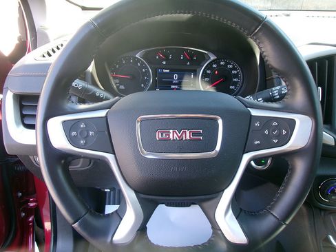 Used 2019 GMC Terrain SLE w/ Driver Convenience Package AWD/4WD image 18