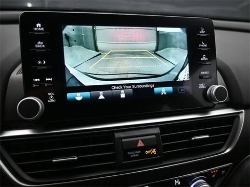 Used 2022 Honda Accord Touring image 21