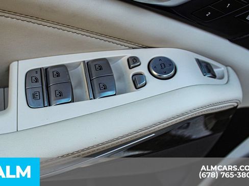 Used 2022 BMW X7 M50i w/ Dynamic Handling Package AWD/4WD image 43
