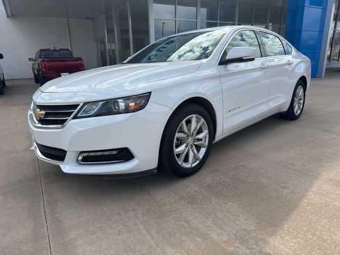 Used 2019 Chevrolet Impala LT w/ LT Leather Package image 2