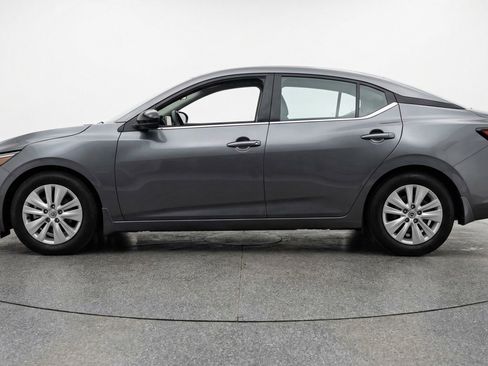 Used 2025 Nissan Sentra S FWD image 5