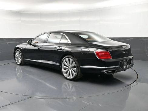 New 2026 Bentley Flying Spur Plug-In Hybrid AWD/4WD image 3