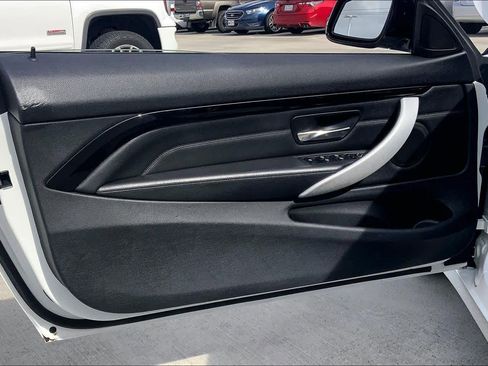 Used 2014 BMW 435i Convertible image 24