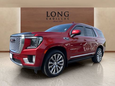 Used 2021 GMC Yukon Denali w/ Denali Premium Package AWD/4WD image 1