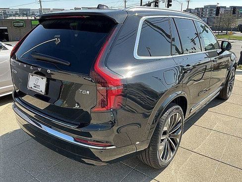 New 2026 Volvo XC90 T8 Plus w/ Protection Package Premier AWD/4WD image 6
