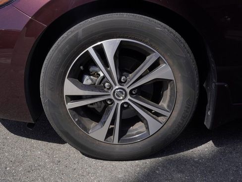 Used 2023 Nissan Sentra SV w/ All-Weather Package FWD image 7