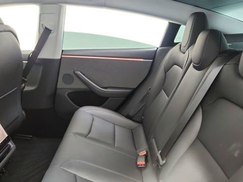Used 2025 Tesla Model 3 Long Range image 27