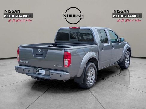 Used 2020 Nissan Frontier SV AWD/4WD image 5