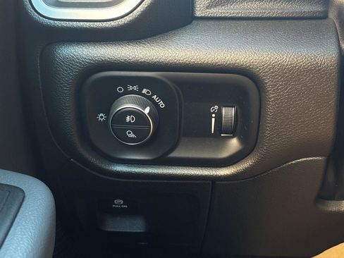 Used 2022 RAM 1500 Big Horn w/ Trailer Tow Group AWD/4WD image 21