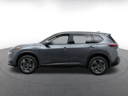 Used 2025 Nissan Rogue SV AWD/4WD image 4
