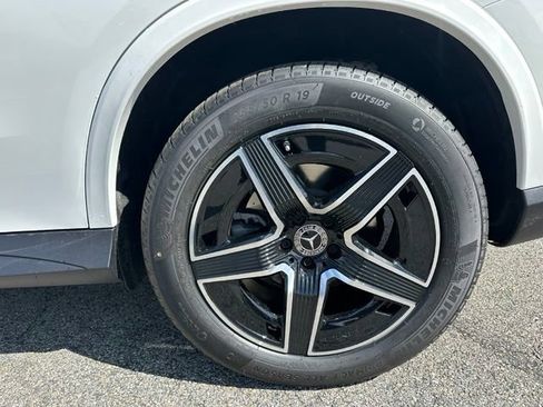 New 2026 Mercedes-Benz GLC 300 4MATIC image 10