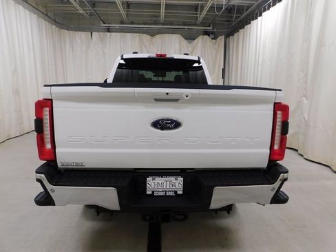 New 2026 Ford F350 Lariat w/ FX4 Off-Road Package image 5