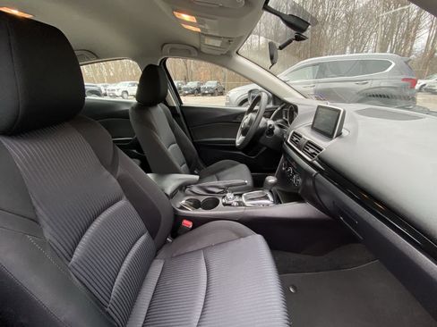 Used 2016 MAZDA MAZDA3 i Sport w/ Preferred Equipment Package image 26