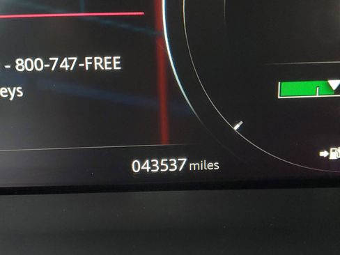 Used 2020 Jaguar I-PACE S image 25