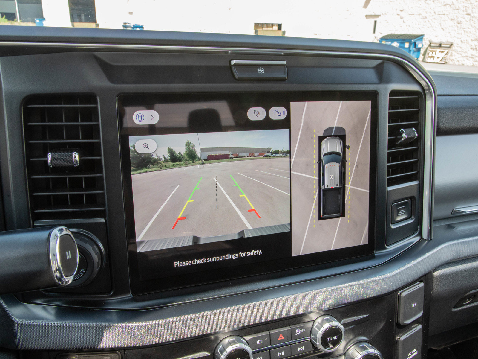 Used 2025 Ford F350 Platinum AWD/4WD image 20
