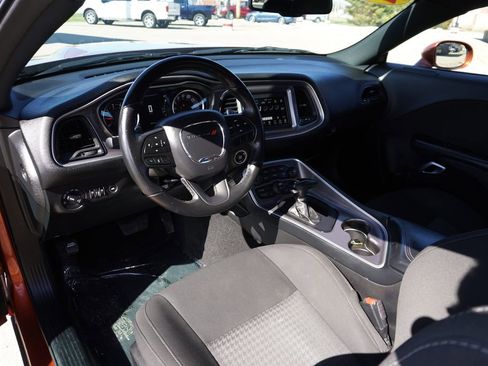 Used 2022 Dodge Challenger GT RWD image 19