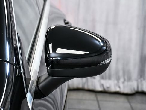 Used 2020 Mercedes-Benz CLA 250 4MATIC image 79