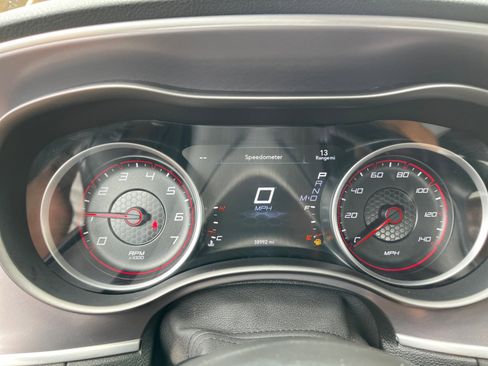 Used 2021 Dodge Charger SXT w/ Leather Interior Group image 21