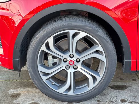 Used 2018 Jaguar E-PACE First Edition image 25