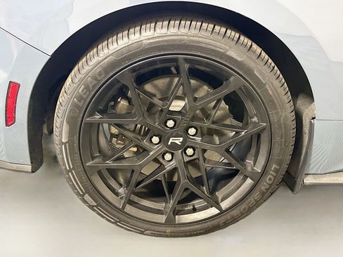 Used 2024 Ford Mustang GT Premium RWD image 31