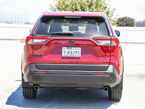 Used 2023 Toyota RAV4 LE FWD image 6
