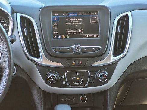 Used 2023 Chevrolet Equinox LS w/ LS Convenience Package FWD image 8