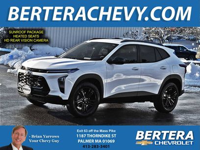 Used 2025 Chevrolet Trax ACTIV w/ Sunroof Package