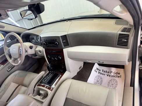 Used 2007 Jeep Grand Cherokee Limited image 37