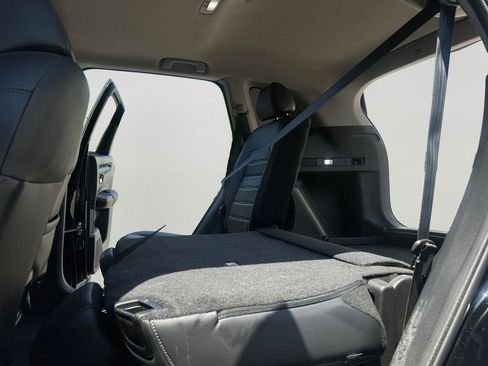 Used 2024 Honda CR-V EX-L image 25