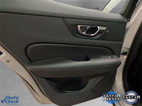 Used 2025 Volvo S60 B5 Core image 58