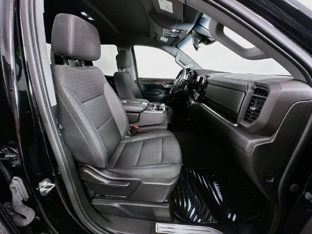 Used 2023 Chevrolet Silverado 1500 LT AWD/4WD image 27