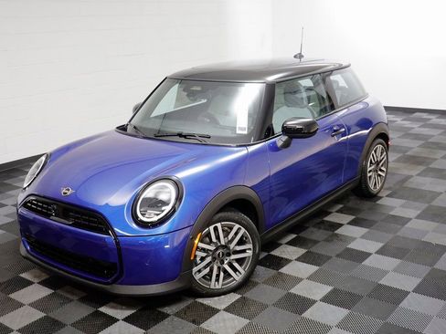 New 2026 MINI Cooper 2-Door Hardtop FWD image 2