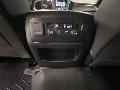 Used 2020 GMC Yukon SLE image 20