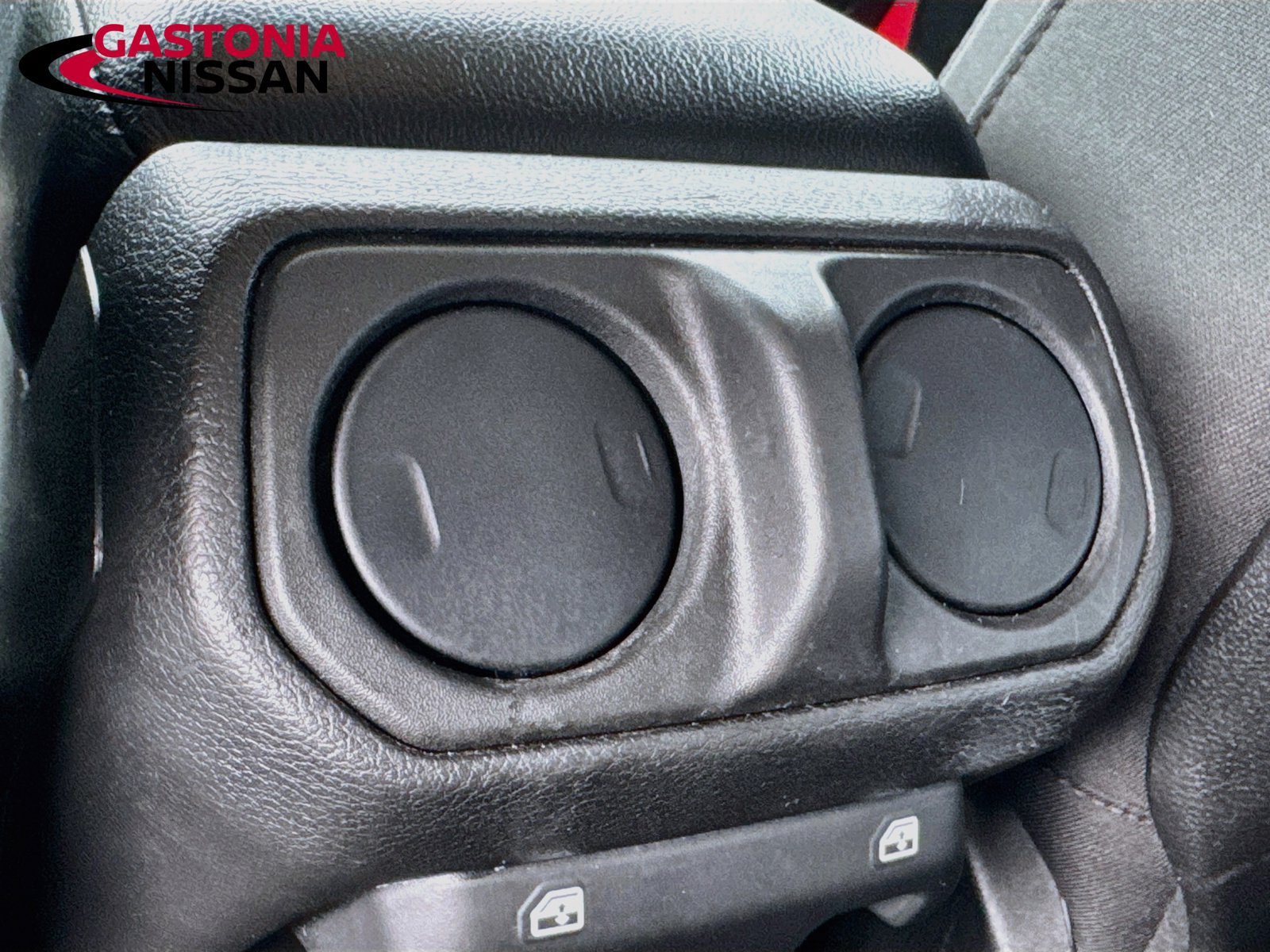 Used 2024 Jeep Wrangler Unlimited Rubicon 4xe AWD/4WD image 33
