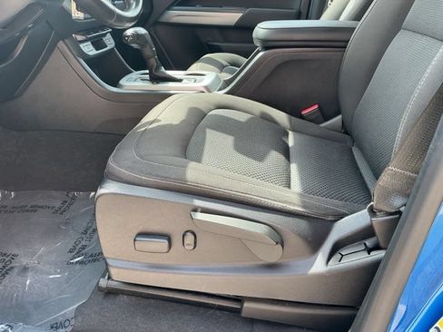 Used 2019 Chevrolet Colorado LT w/ LT Convenience Package AWD/4WD image 11