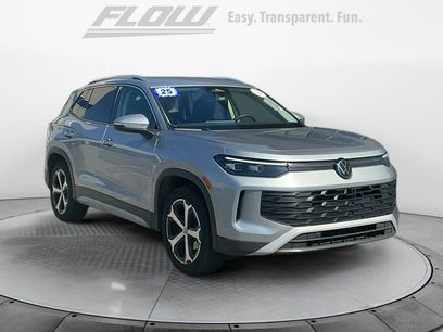 Certified 2025 Volkswagen Tiguan SE