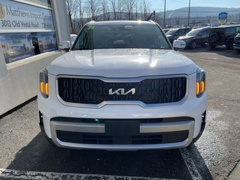 Certified 2024 Kia Telluride EX w/ EX Captain's Chair Package image 7