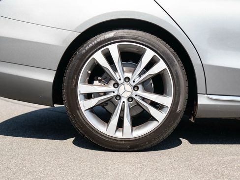 Used 2015 Mercedes-Benz C 300 Sedan image 16