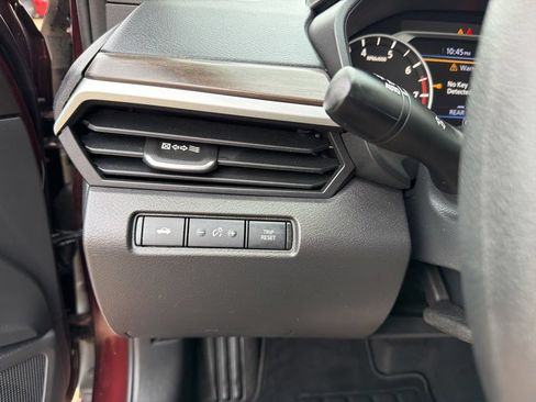 Used 2023 Nissan Altima 2.5 SV AWD/4WD image 29