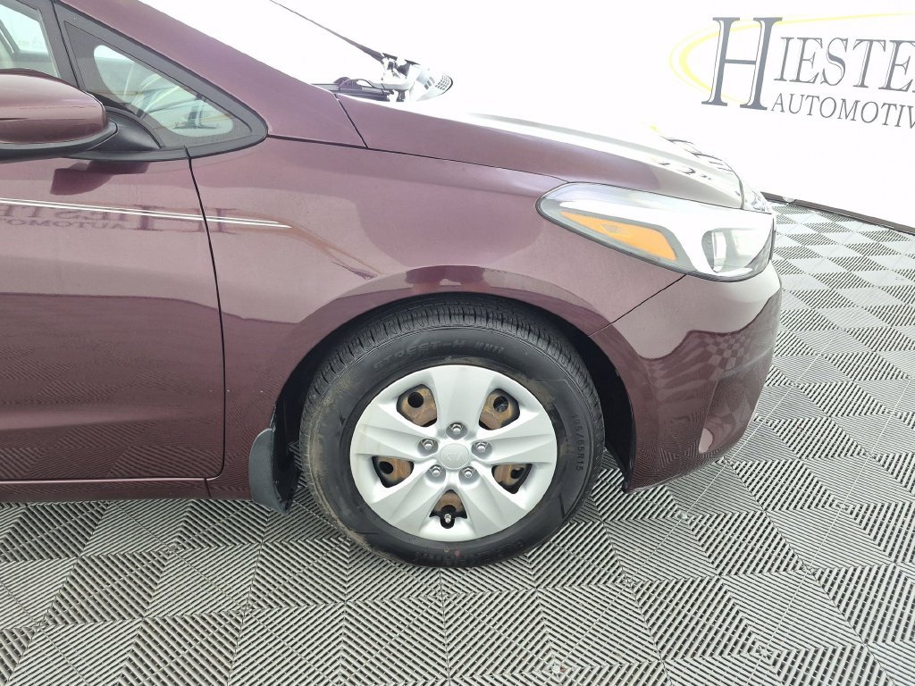 Used 2018 Kia Forte LX FWD image 11