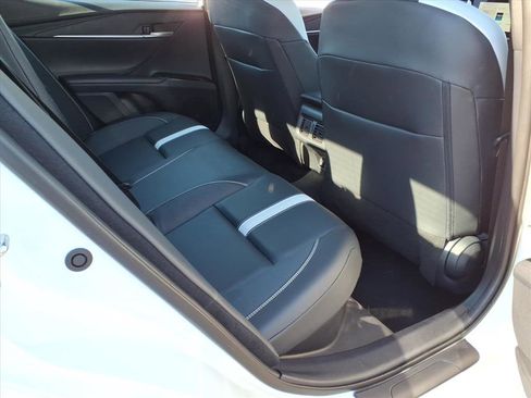 Certified 2025 Toyota Camry SE image 10