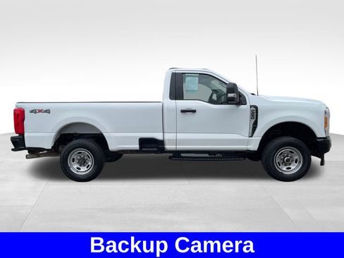 Used 2023 Ford F250 XL w/ Snow Plow/Camper Package AWD/4WD image 3