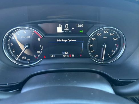 Certified 2025 Cadillac XT6 Premium Luxury image 9