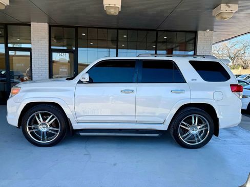 Used 2011 Toyota 4Runner SR5 RWD image 2
