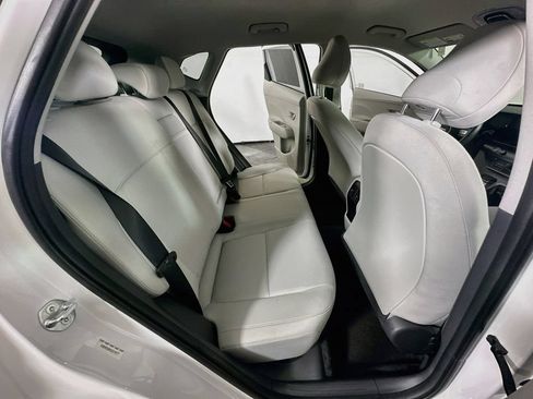 Used 2025 Hyundai Kona SEL FWD image 11