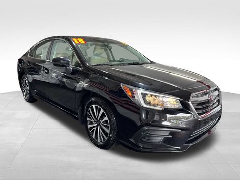 Used 2018 Subaru Legacy 2.5i Premium AWD/4WD image 3