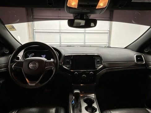 Used 2019 Jeep Grand Cherokee Limited X image 4
