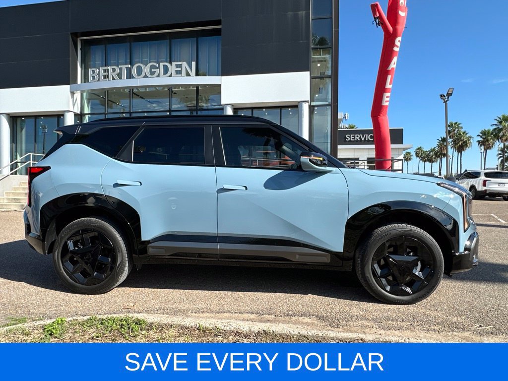 Used 2027 Kia Seltos X-Line S AWD/4WD image 3