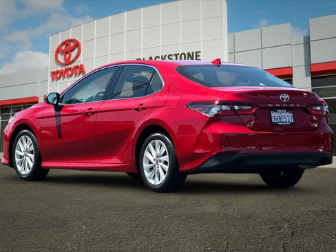 Certified 2023 Toyota Camry LE FWD image 5